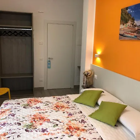Nel Conero Konukevi