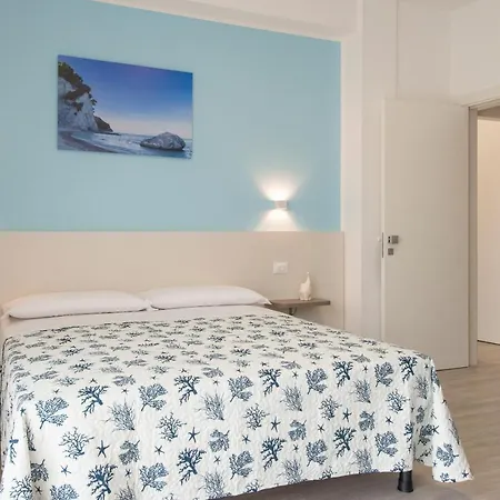 Nel Conero 3*