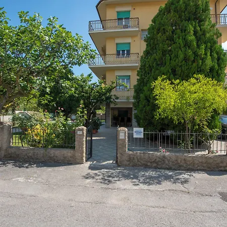 Nel Conero 3*